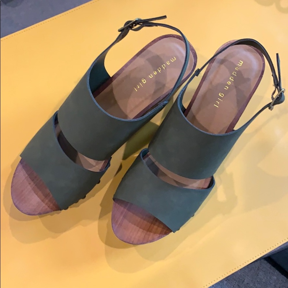 NWOT Madden Girl Wood Stack Heels